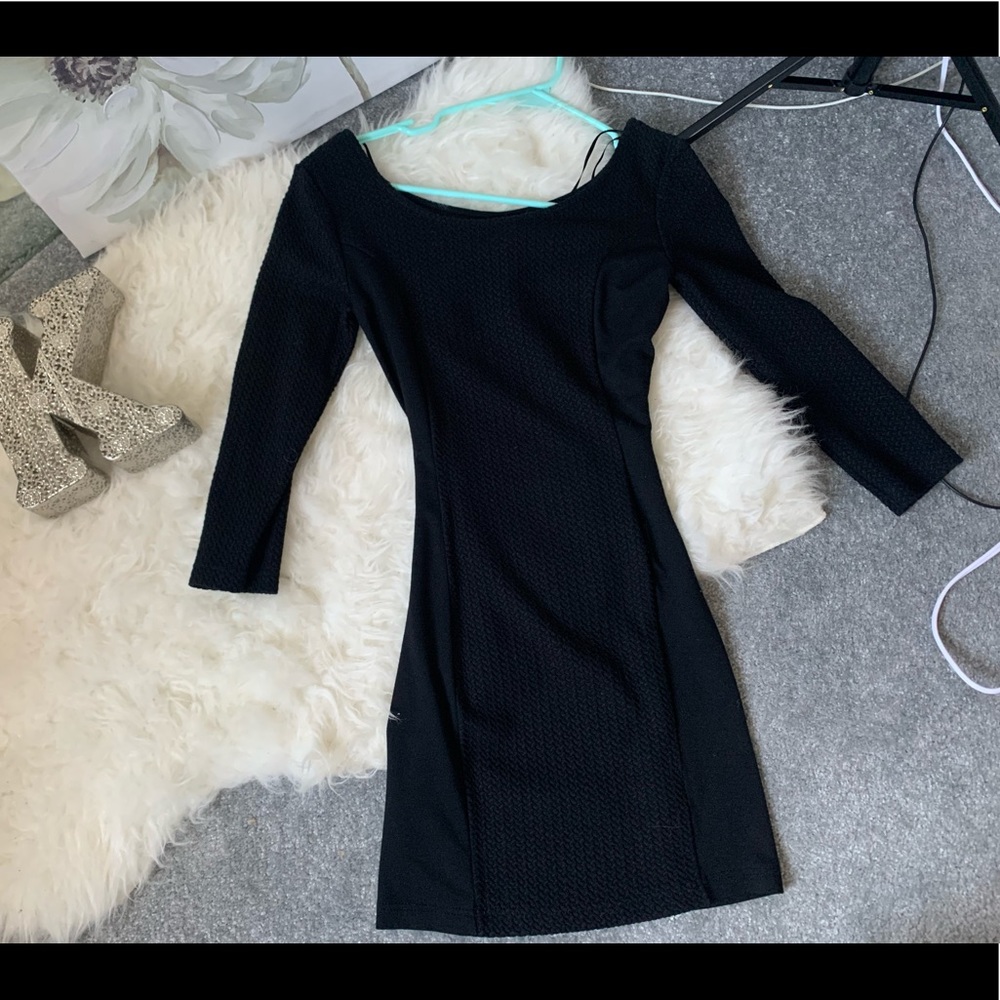 Black long sleeve cocktail dress